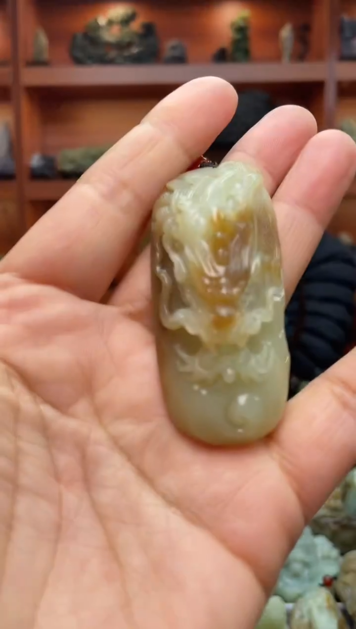 未镶嵌和田玉把件1