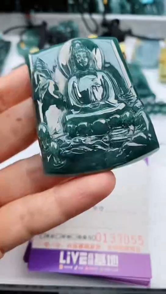 【闪购商品】翡翠颈饰未镶嵌