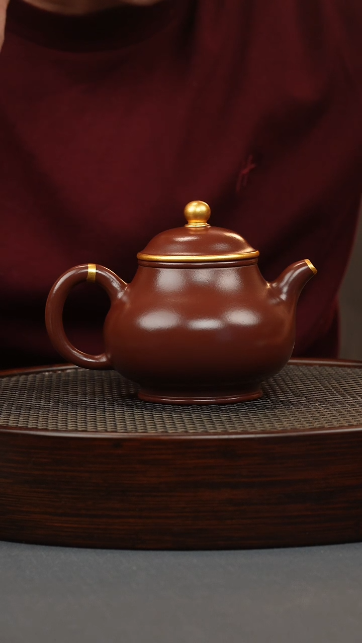 【闪购商品】紫砂茶壶紫朱泥描金潘壶