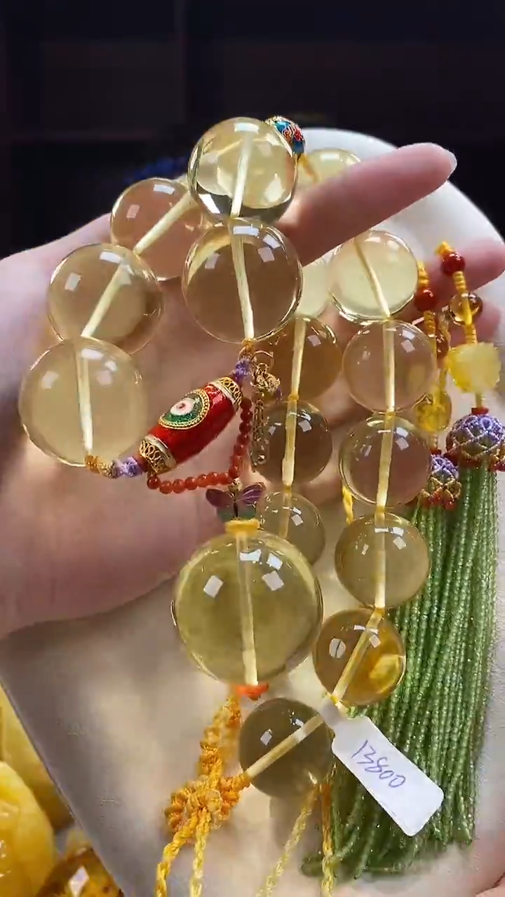 琥珀颈饰未镶嵌项链