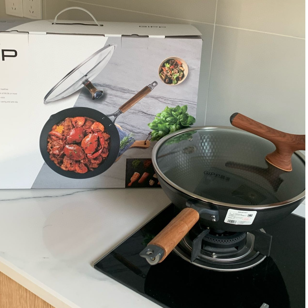 GIPP高端日本轻量极铁玻璃盖铁锅 （微瑕，不影响正常使用）