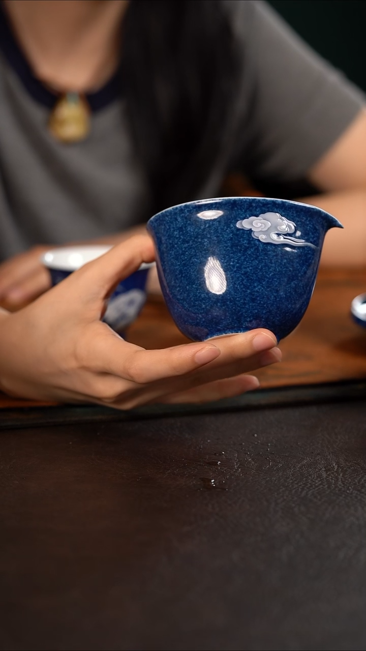 杯初蓝舍洒蓝祥云迷你公道