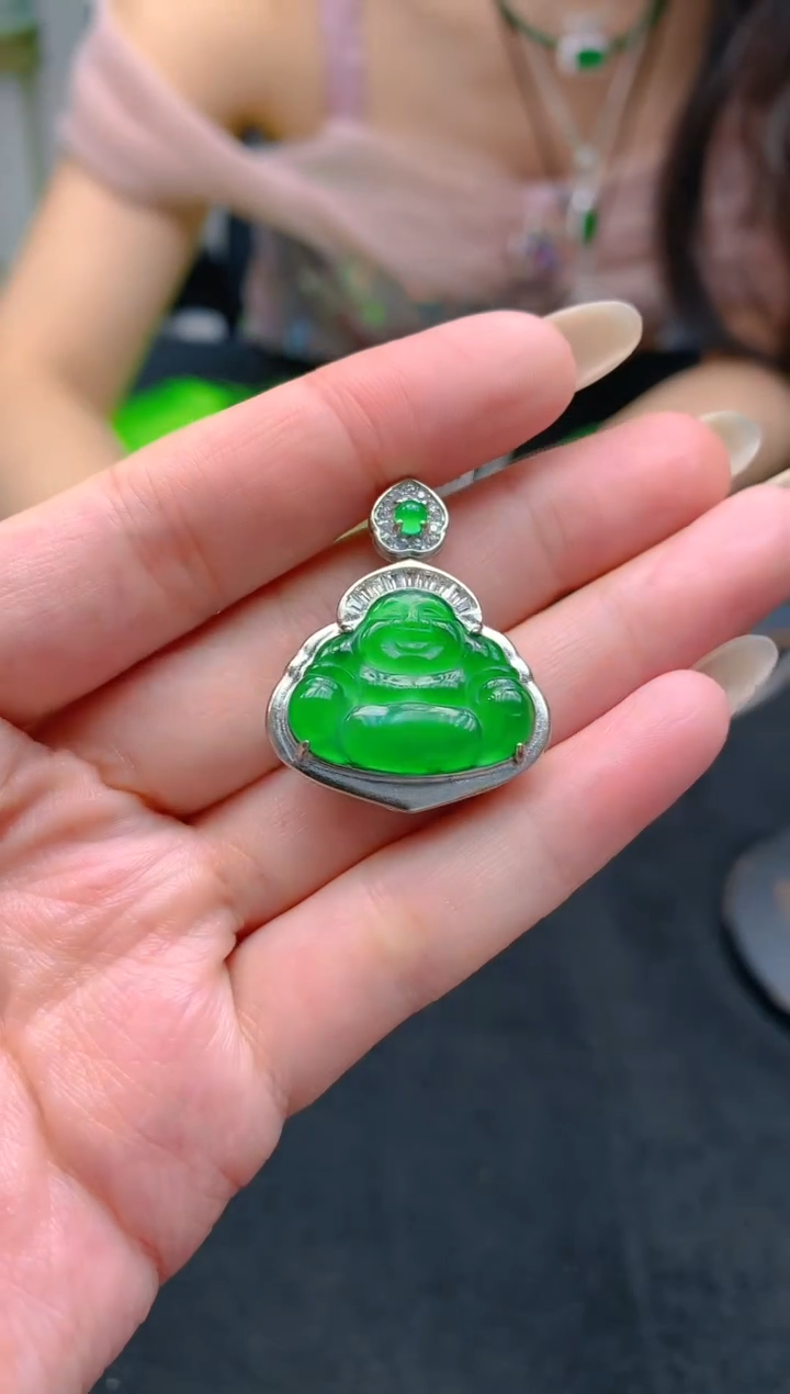 翡翠未镶嵌颈饰天然A货翡翠