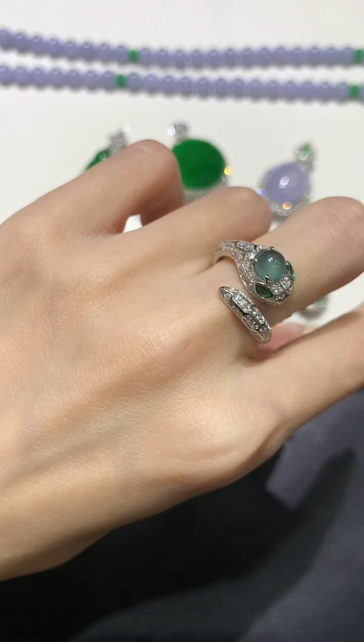 【闪购商品】翡翠吊坠(不含链)银S925镶嵌1多人多样性随机发货1件