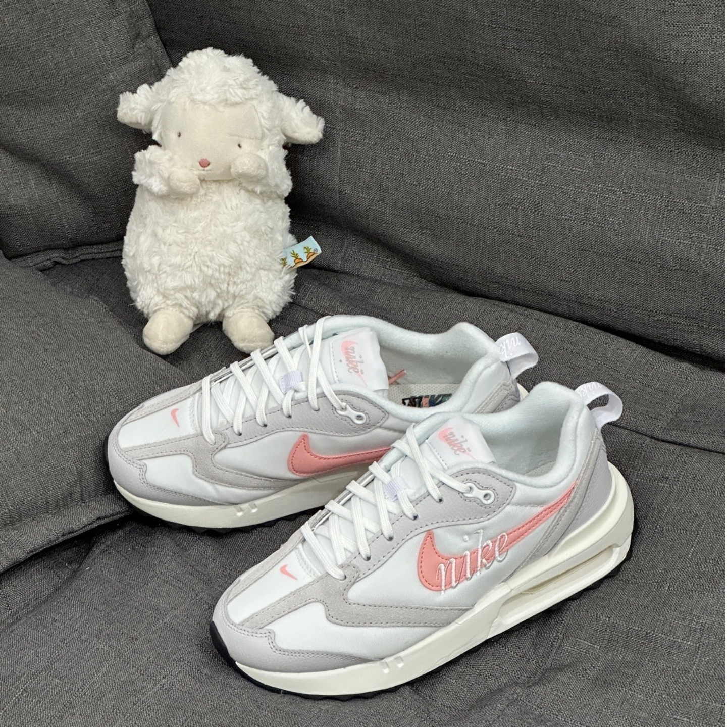 NIKE/耐克女鞋Air Max Dawn时尚舒适运动休闲鞋旅游鞋低帮跑鞋