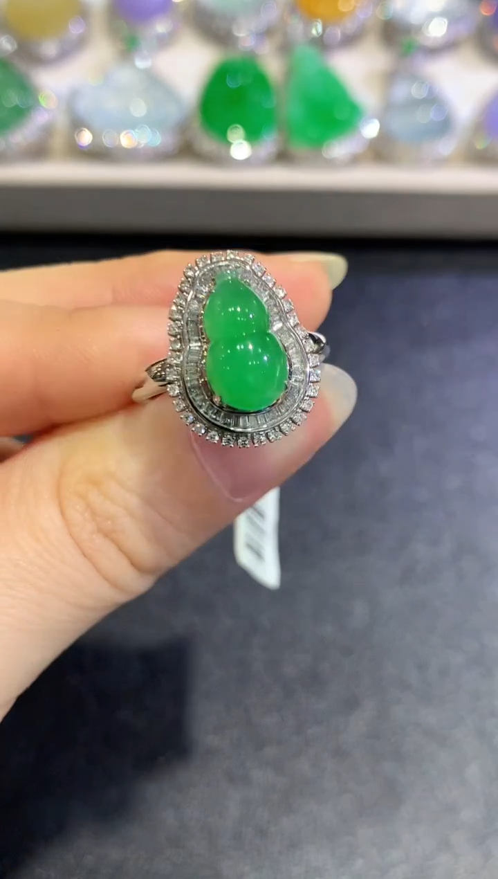 【闪购商品】翡翠戒指18K金镶嵌C128   