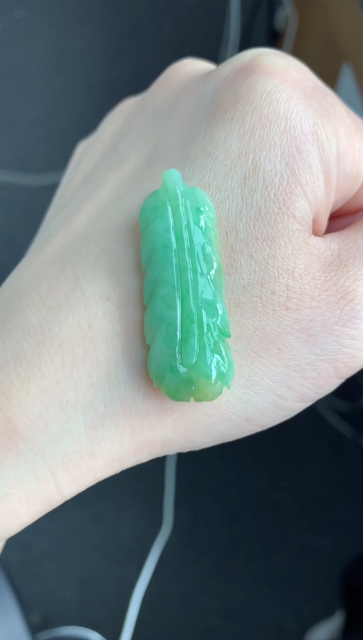 【闪购商品】定制翡翠未镶嵌羽毛