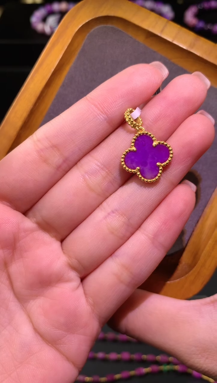 【闪购商品】苏纪石（舒俱来）.足金镶嵌舒俱来吊坠