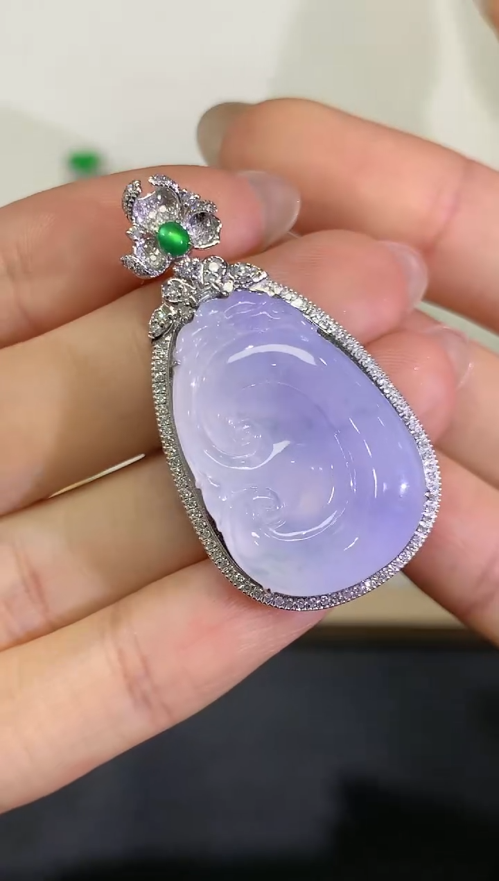 【闪购商品】翡翠颈饰18K金镶嵌团购30