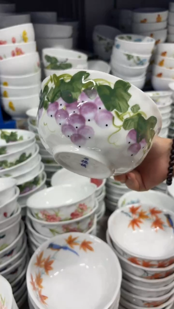 瓷片景德镇陶瓷食品级手绘釉中彩-捏捏碗