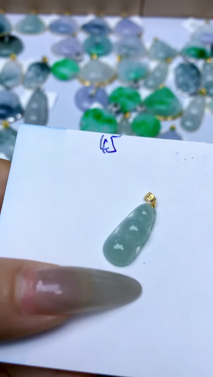 【闪购商品】翡翠颈饰18K金镶嵌天然A货翡翠