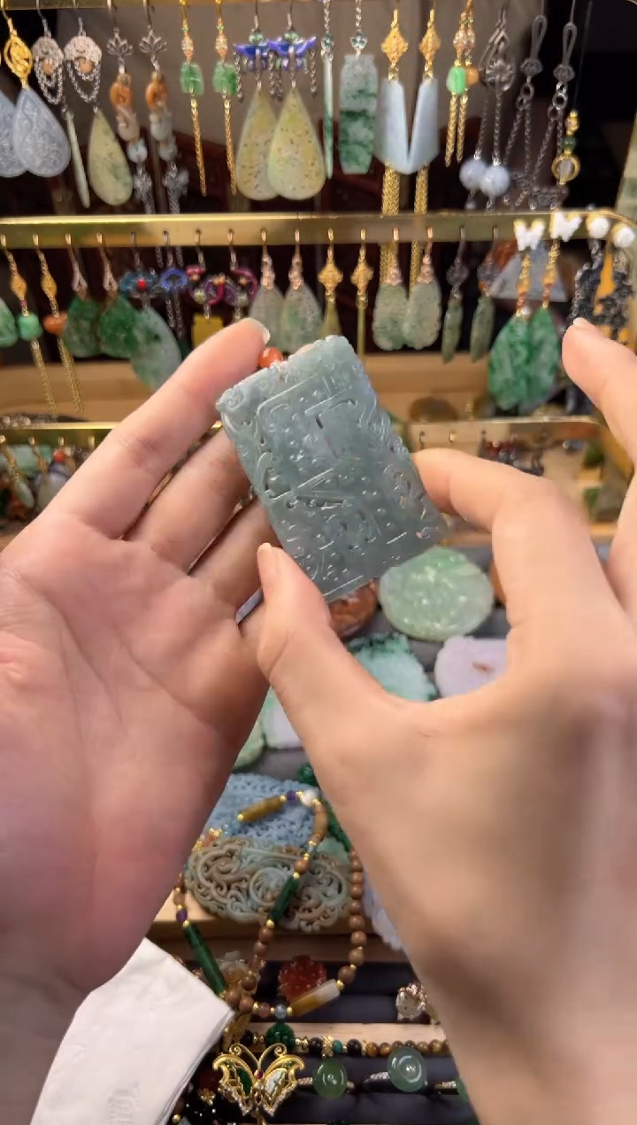 未镶嵌定制翡翠翡翠