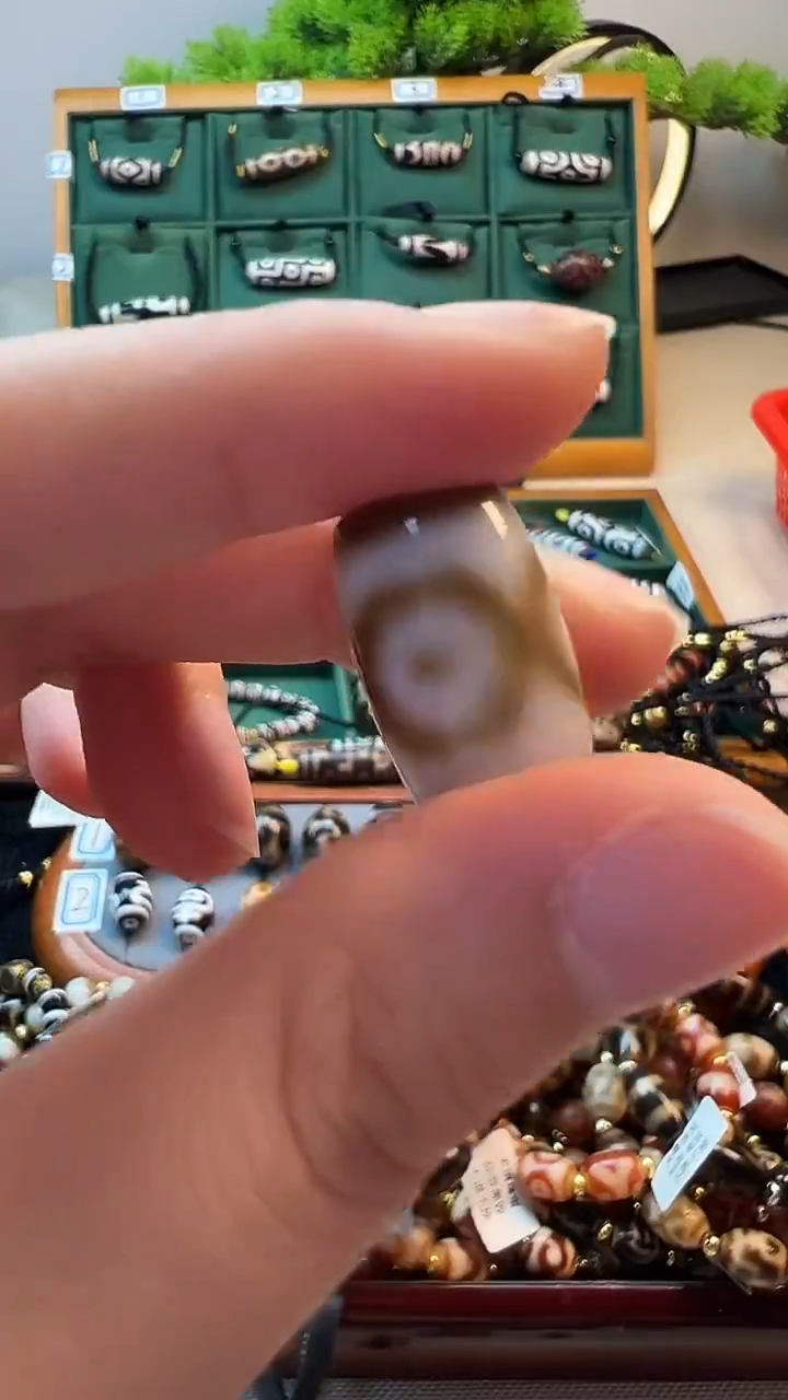 玛瑙/玉髓（覆膜）颈饰未镶嵌52（微瑕随机发货）