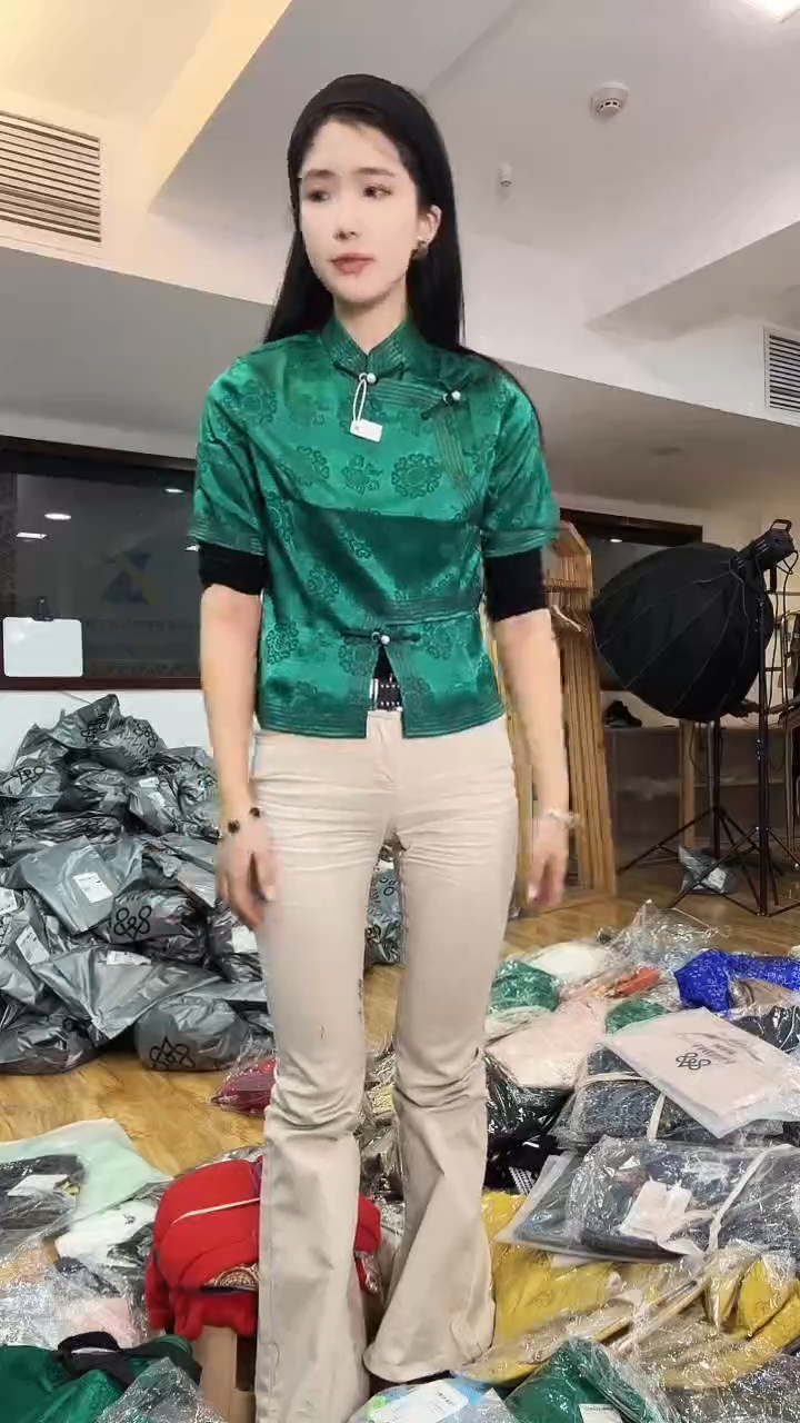 半袖       XL码      120-130斤