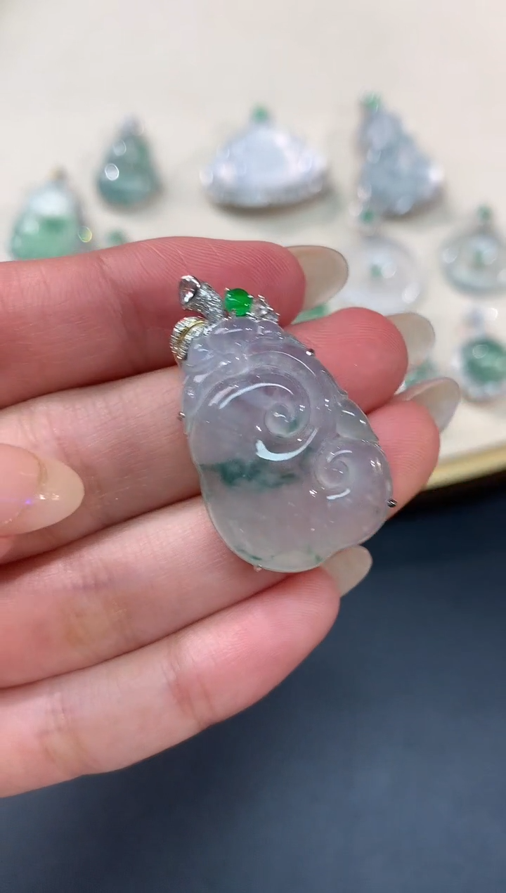 【闪购商品】翡翠吊坠(不含链)18K金镶嵌吊坠A188|9800