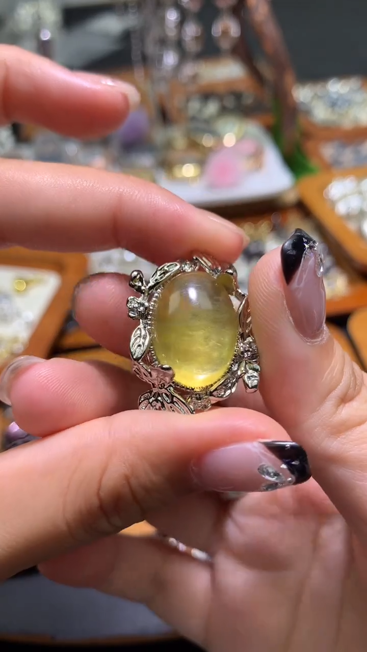 锆石合金金云母魔盒22元1个 随机