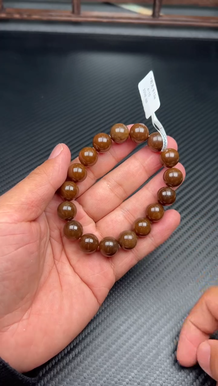 未镶嵌手串和田玉若羌微色差卡12m