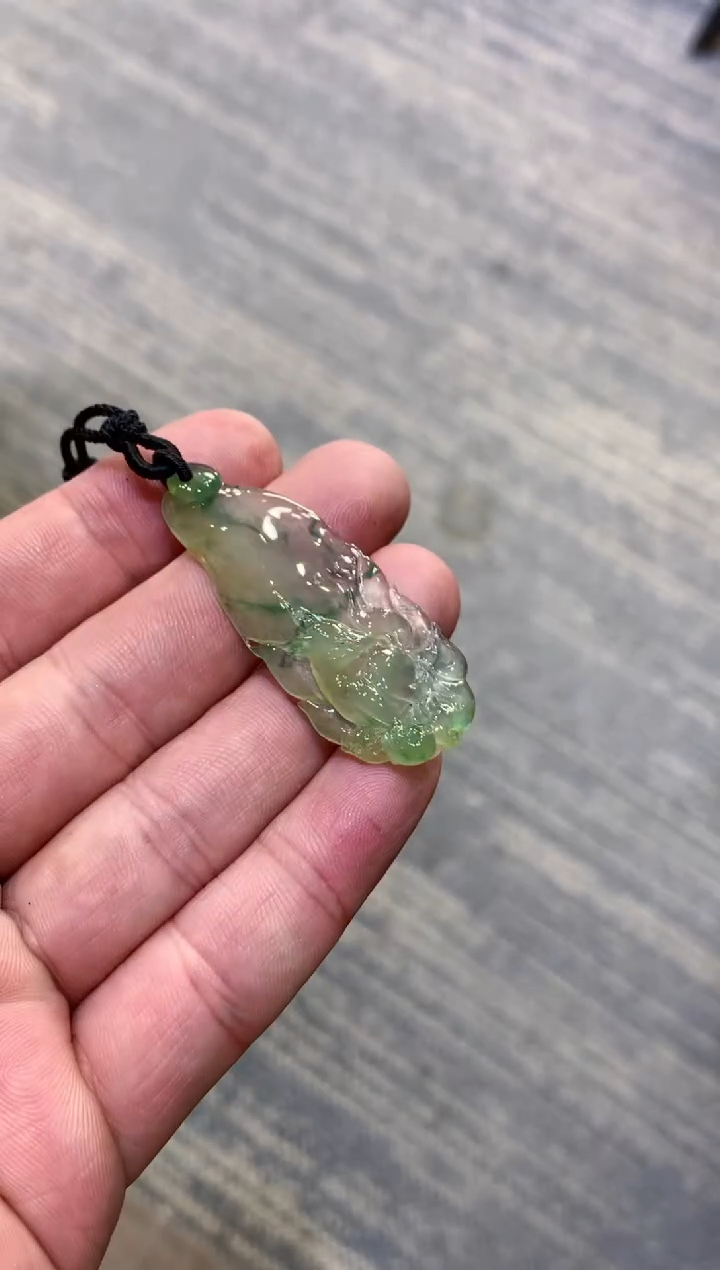 颈饰未镶嵌翡翠天然A货翡翠