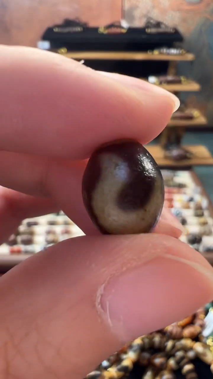 玛瑙/玉髓（覆膜）颈饰未镶嵌35（微瑕随机发货）