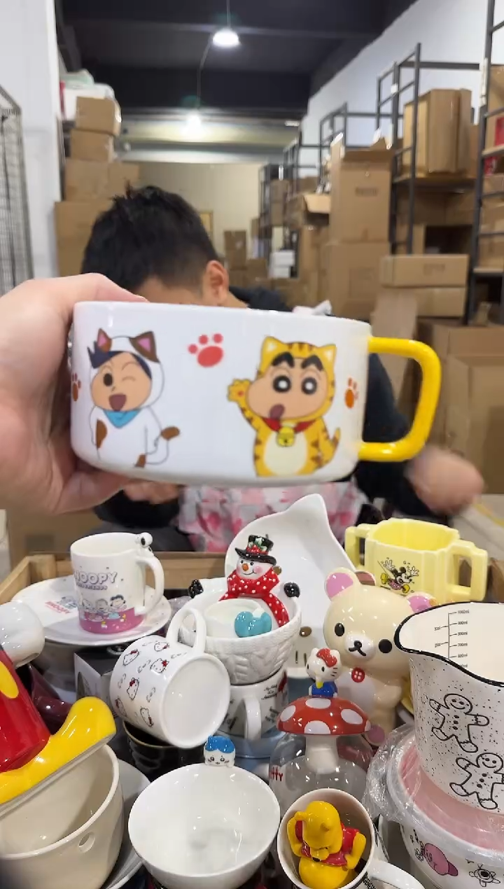 瓷片小新猫爪泡面碗