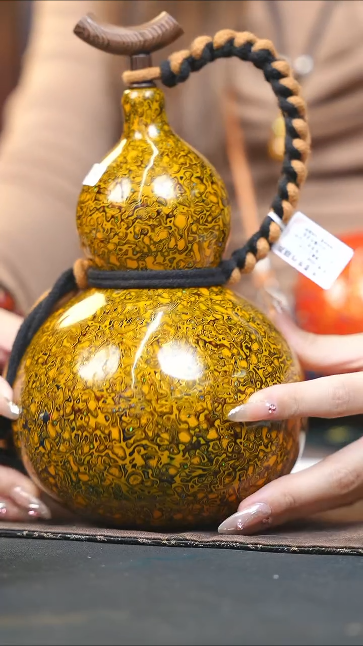 【闪购商品】WQ244漆艺酒葫芦不包手串及旋转底座