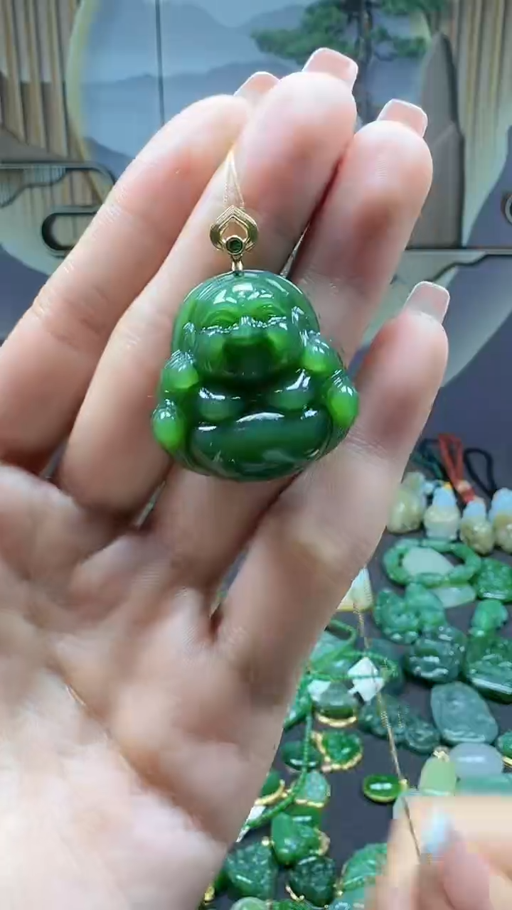 【闪购商品】和田玉挂件18K金镶嵌1