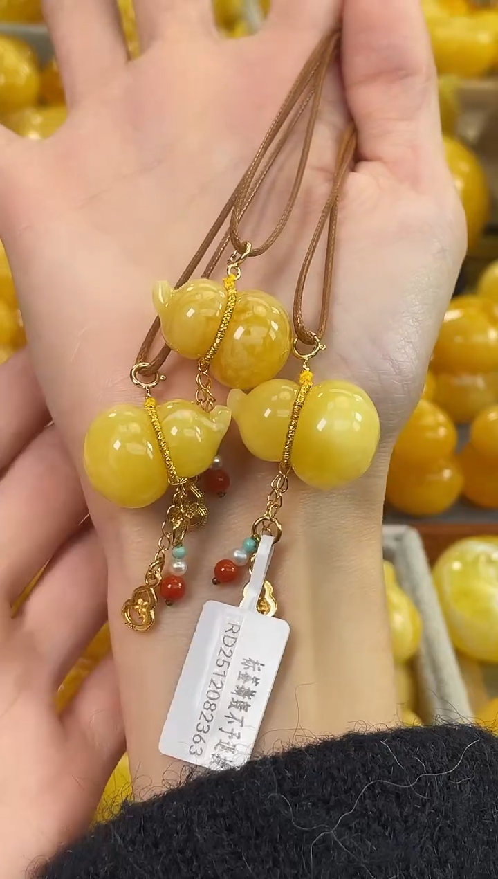 裸石琥珀未镶嵌 多样性发货发其一J