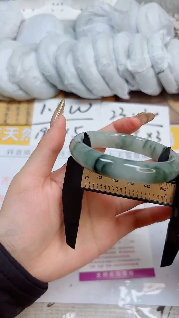 【闪购商品】石英质玉手镯合金K268-55.6