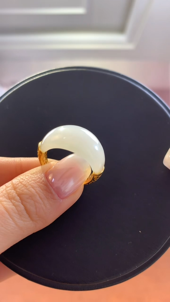 银S925镶嵌和田玉挂件白玉面包戒