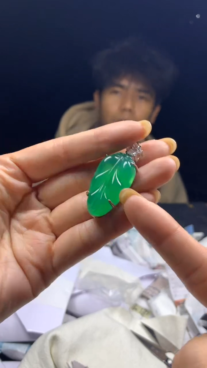 满色吊坠 所见即所得！！