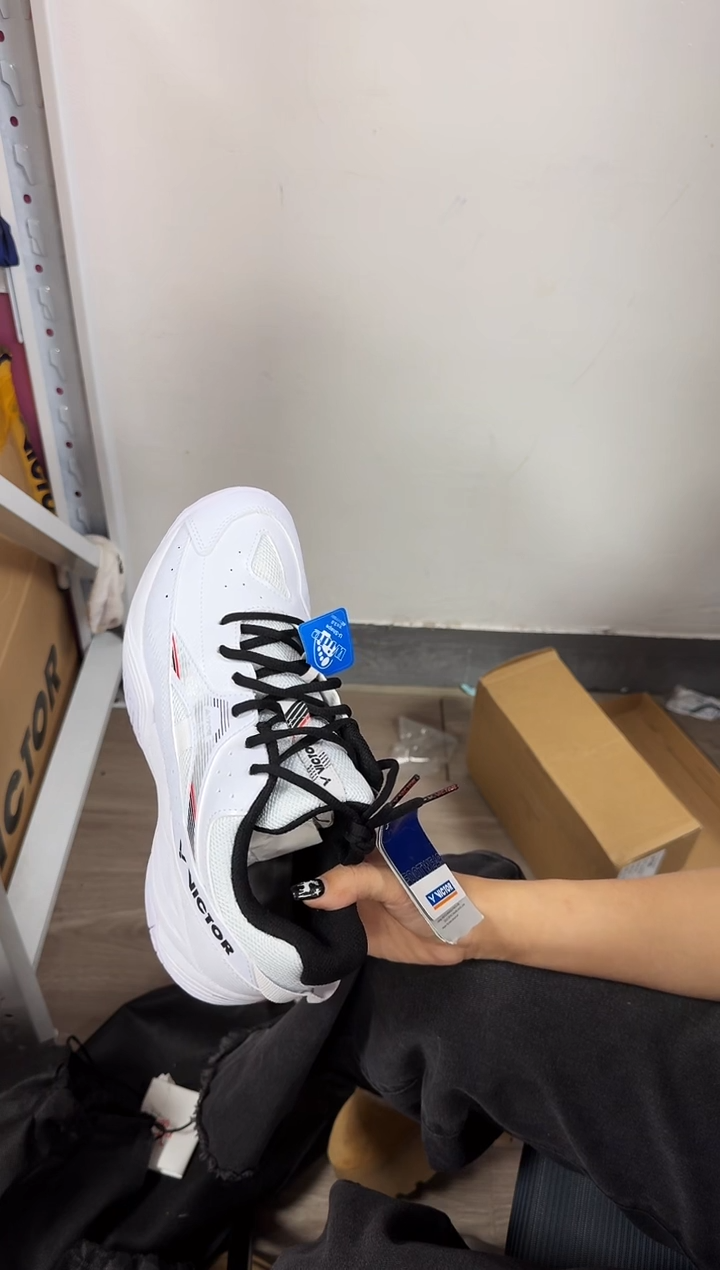 威克多微瑕正品 43号 170二代 42码