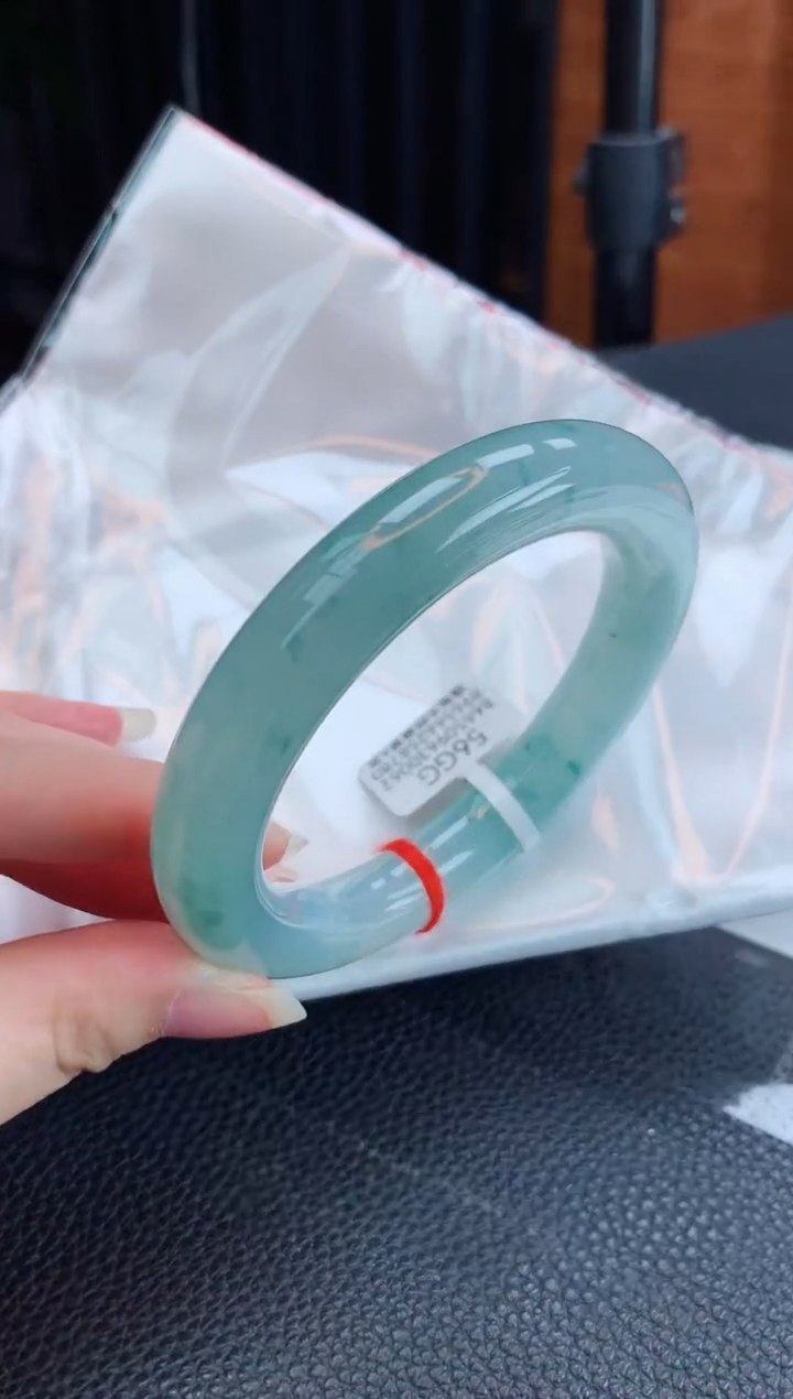 【闪购商品】翡翠手镯未镶嵌缅甸天然翡翠A货手镯
