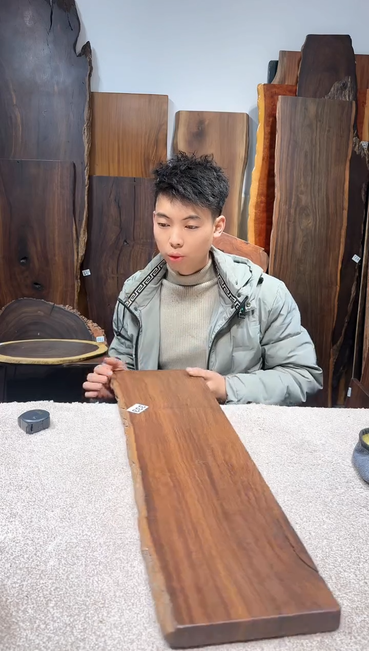 【闪购商品】风车木（黑檀木）尺寸77*21*2.5编号333