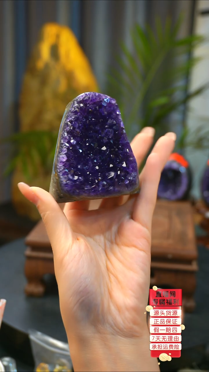 石材精品矿物晶体摆件