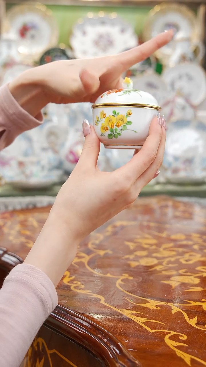 瓷米多家中古瓷器如图所示18
