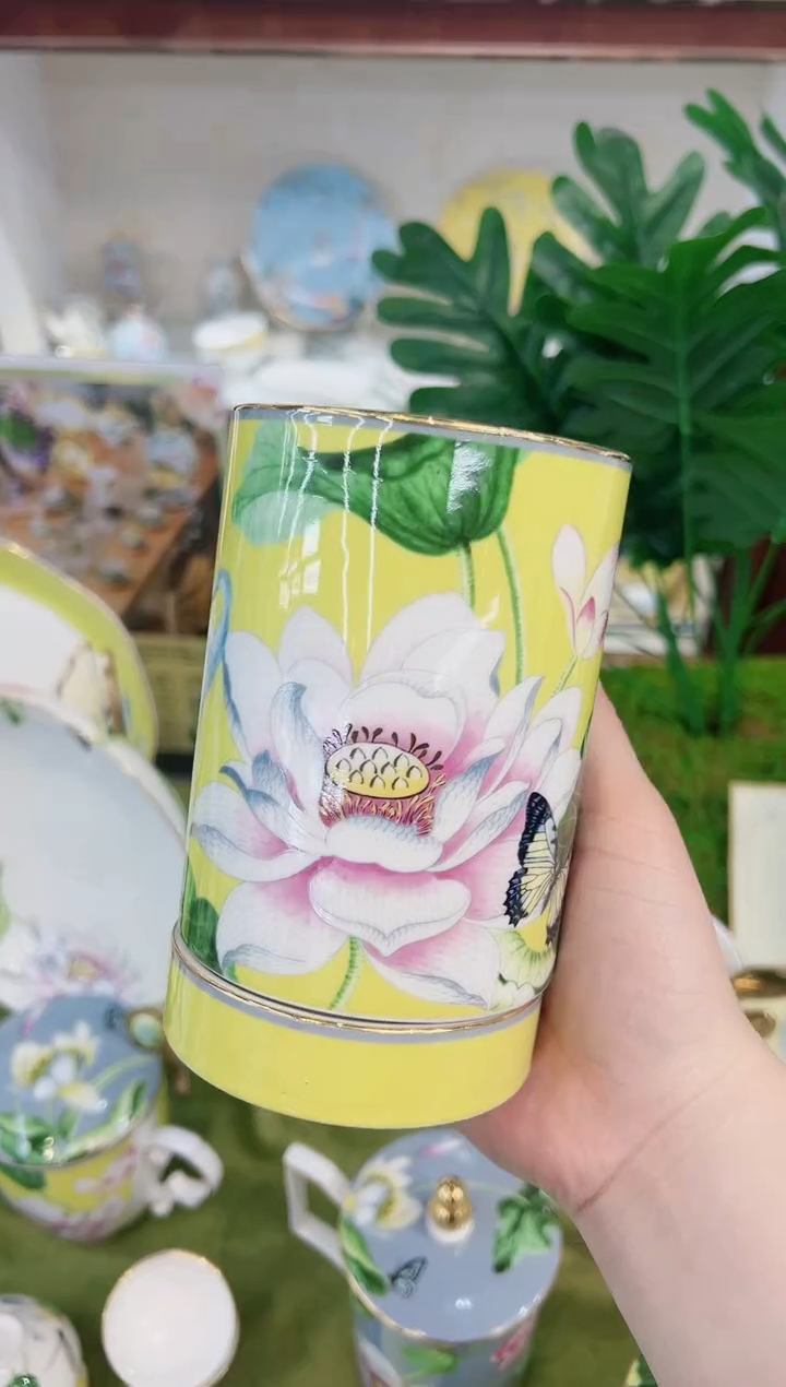 【闪购商品】骨瓷筷子筒