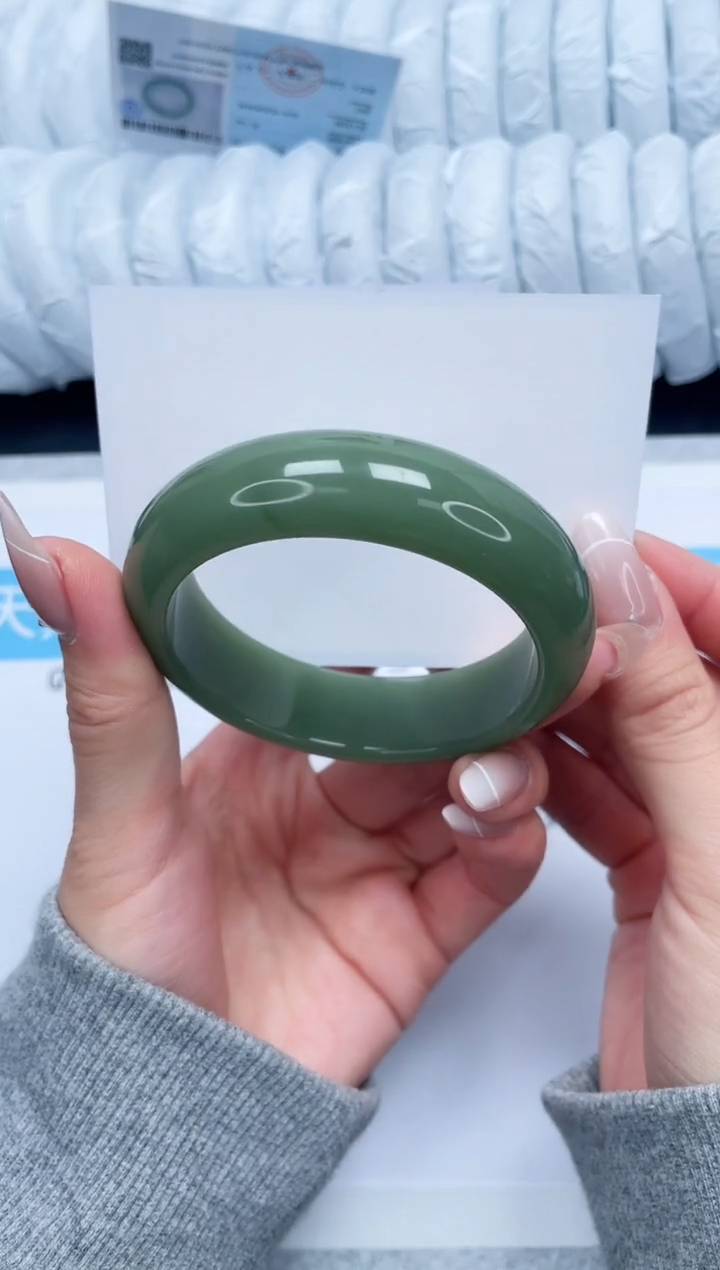 【闪购商品】石英质玉未镶嵌手镯13-52.9