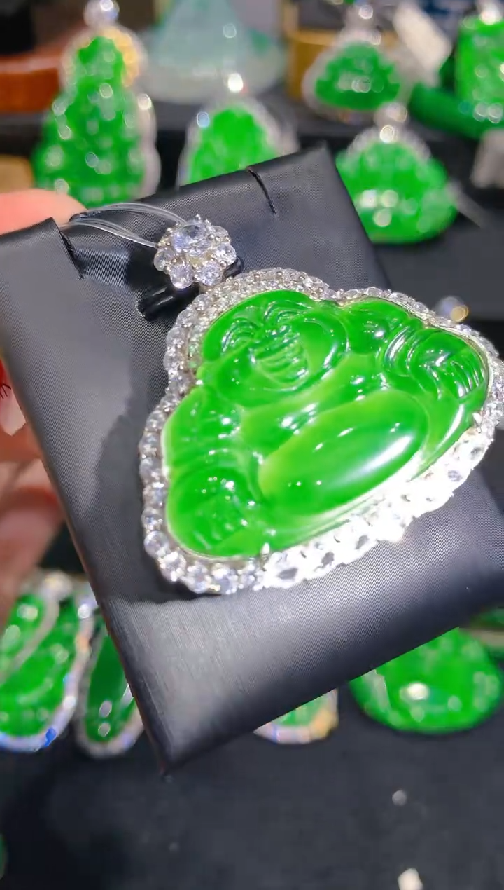 【闪购商品】翡翠颈饰银S925镶嵌25一季