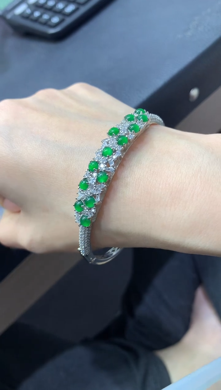 未镶嵌手镯翡翠7多样性随机发货1件