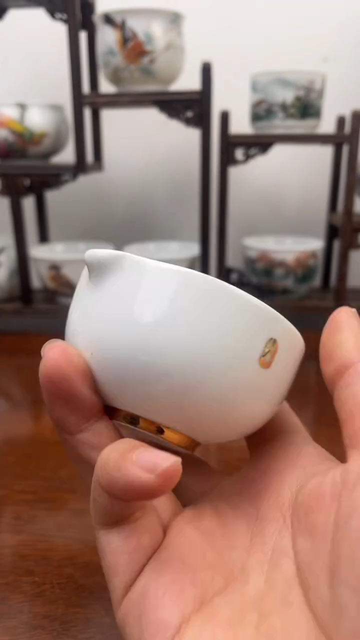 【闪购商品】1釉下彩高温手绘 公道杯