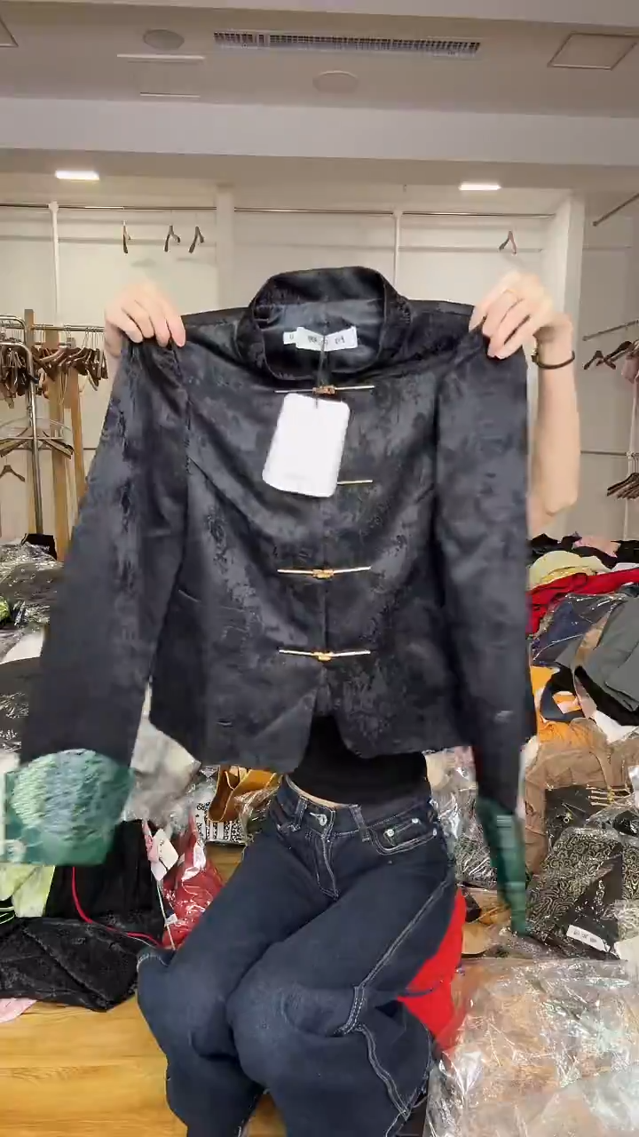 M码       90-105斤  外套