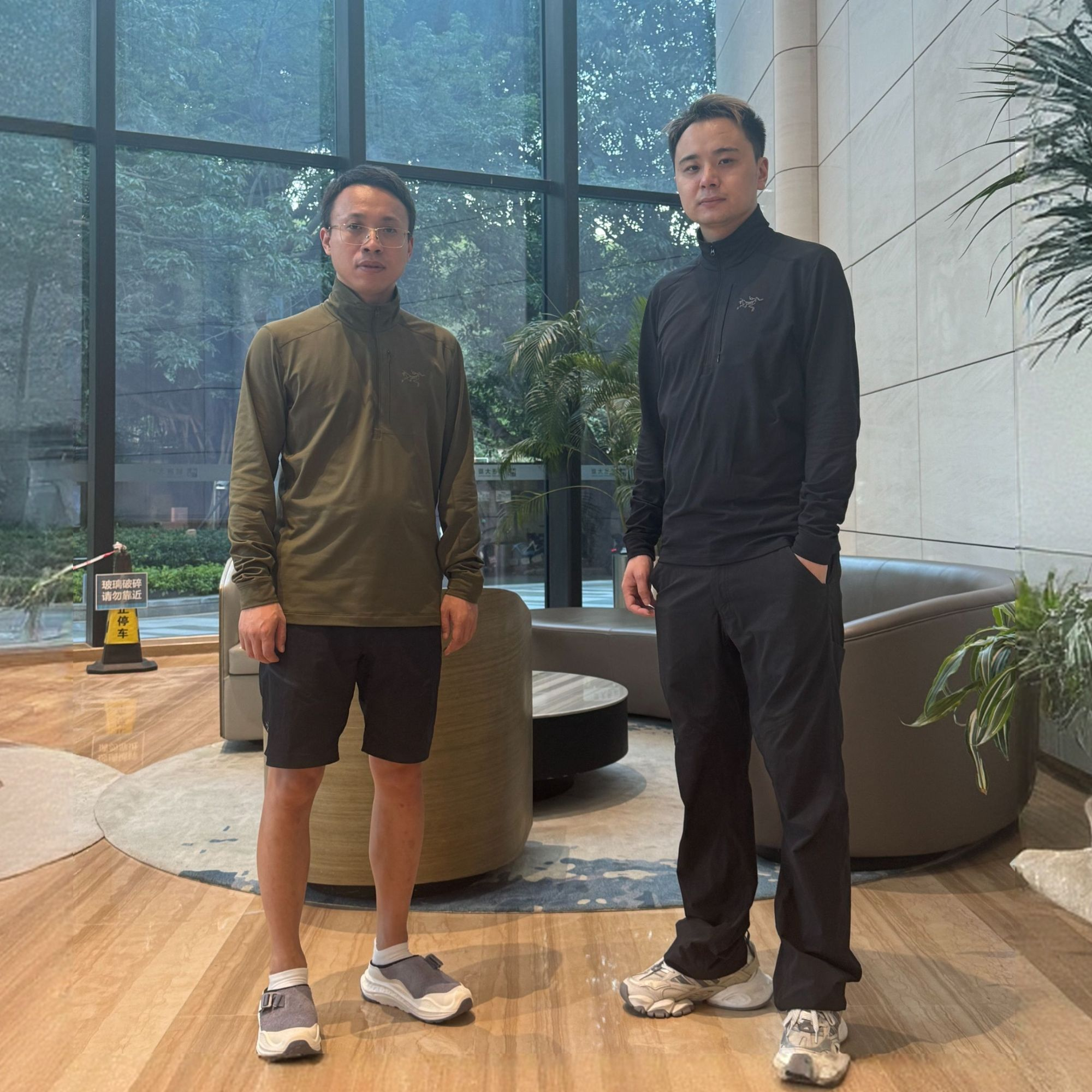 【Arcteryx|始祖鸟】RHO LT Zip Neck F24 半拉链立领长袖卫衣 9425