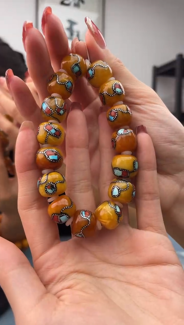 【闪购商品】琥珀珠宝奇石未镶嵌，假一罚十035.15