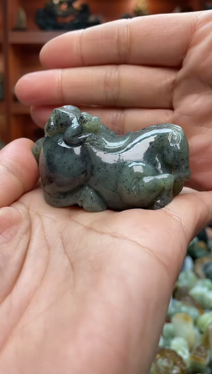 未镶嵌和田玉把件1