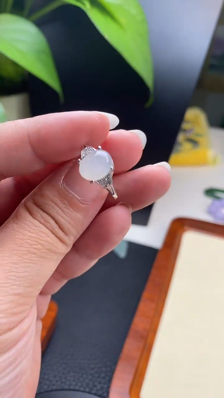 【闪购商品】翡翠戒指银S925镶嵌翡翠A货