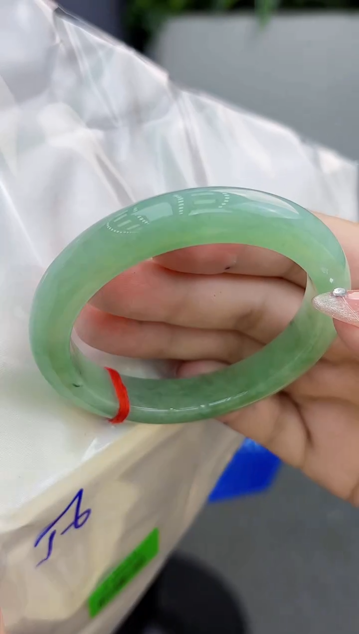 【闪购商品】翡翠手镯未镶嵌翡翠手镯