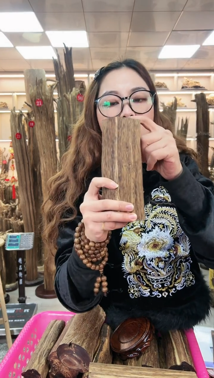 【闪购商品】沉香摆件沉香原料摆件工艺品