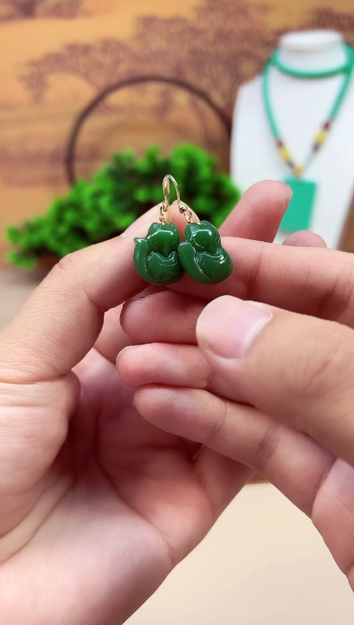 和田玉14K金镶嵌耳饰E316