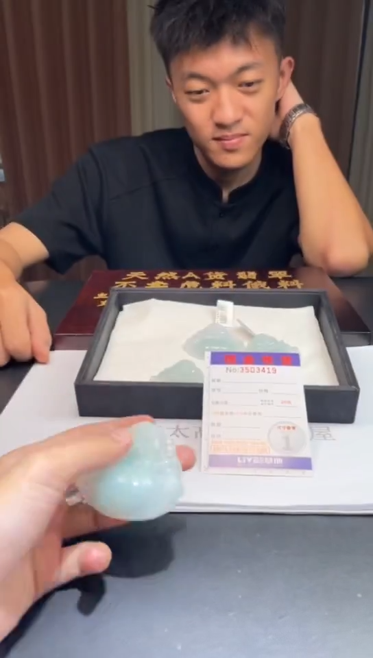 未镶嵌定制翡翠未抛光毛货多样性发其一拍一发一3419