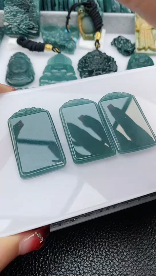 【闪购商品】翡翠颈饰未镶嵌多样性发其1一无事牌